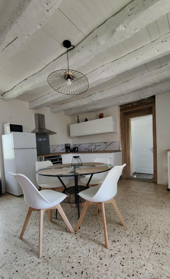 Gite Les Placettes Sainte-Foy-de-Longas Bagian luar foto